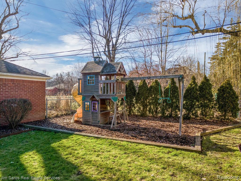 1323 Audubon Road Grosse Pointe Park, MI 48230 - Photo 38 of 40