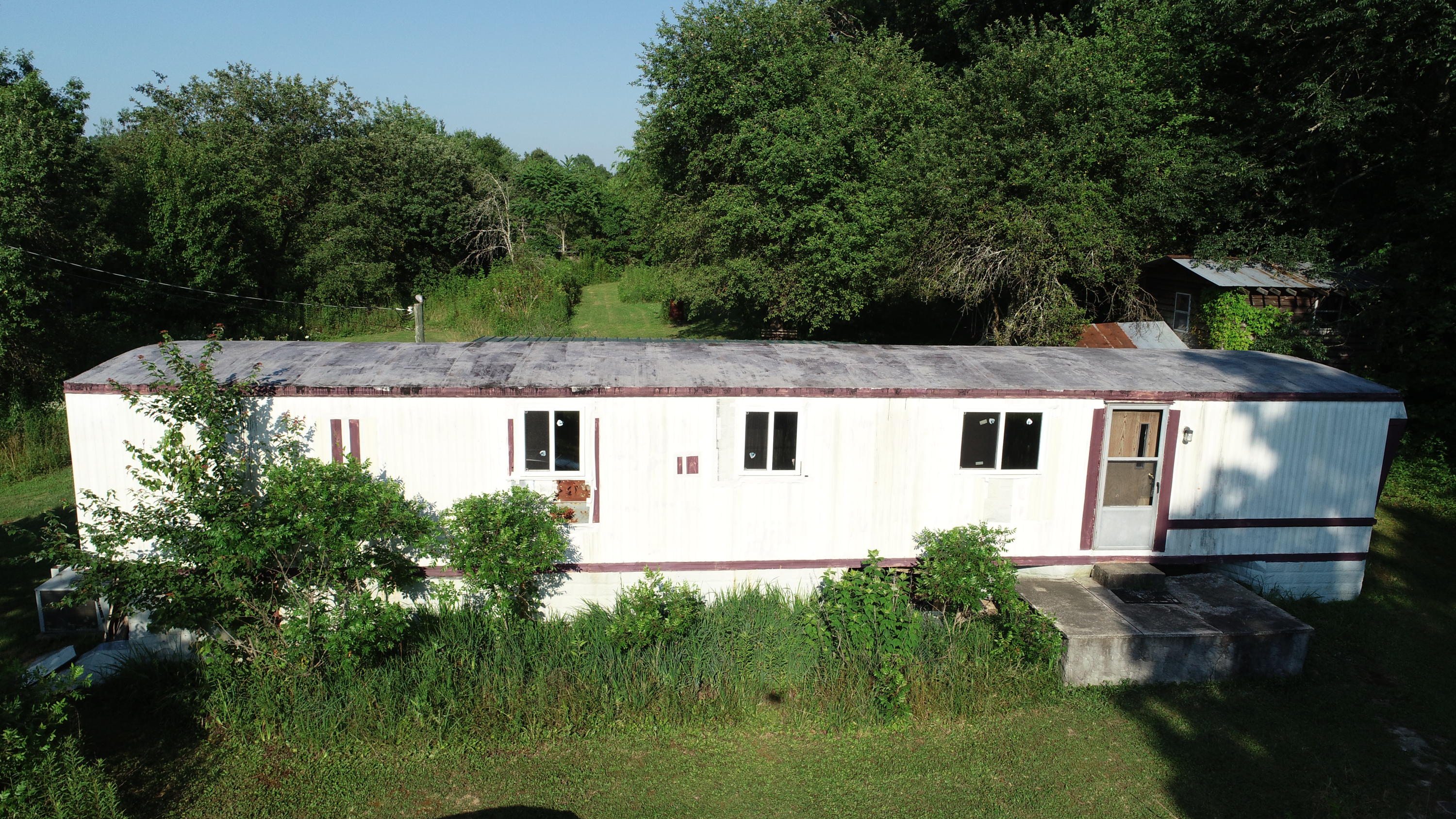 604 Keyes Road Crossville, TN 38571 - Photo 2 of 20 DJI_0103