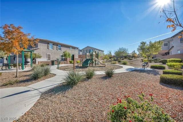 $525,000 | 1016 Huckburn Avenue, Henderson, NV 89015