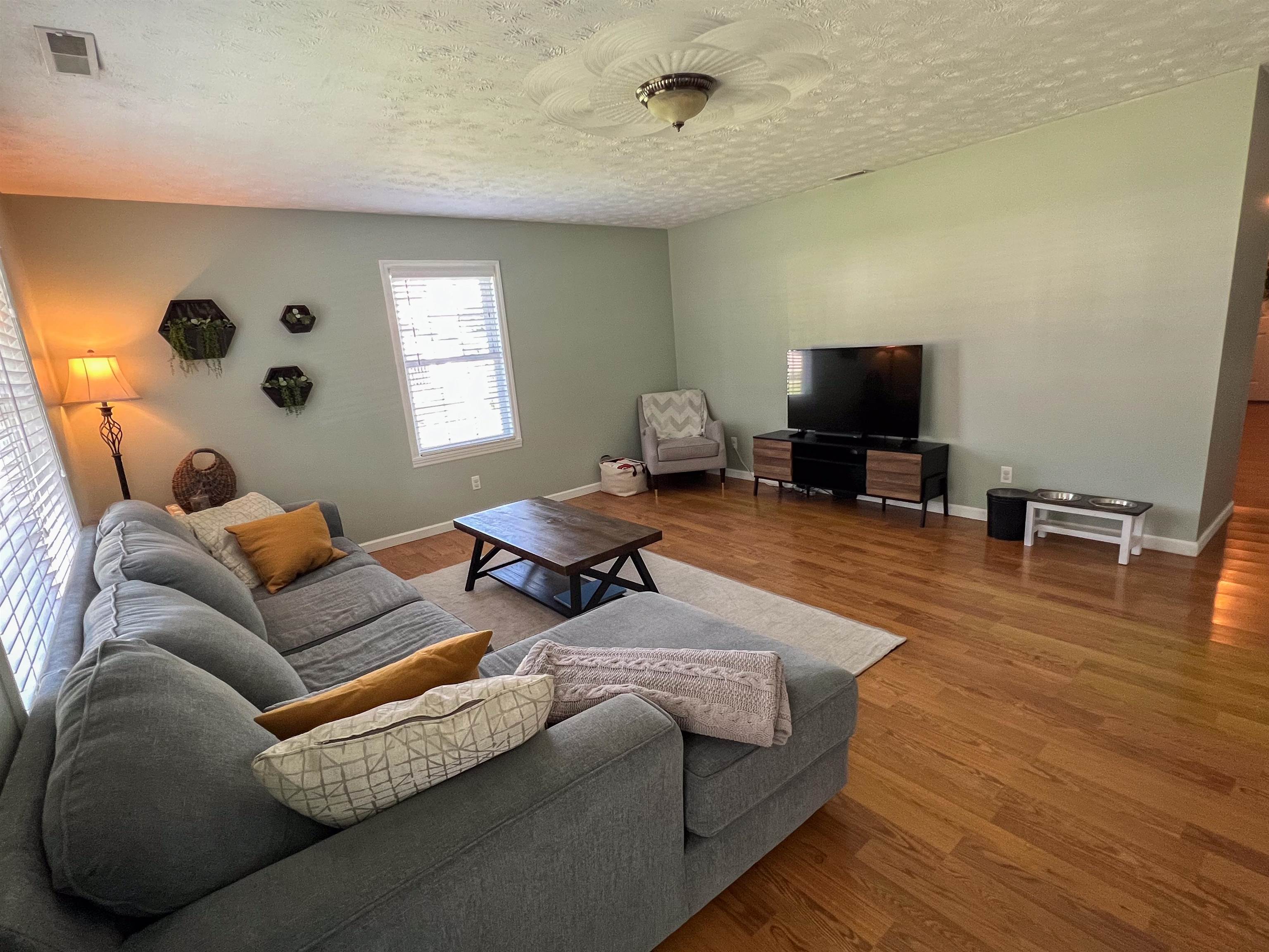 6 Deer Run Road Barboursville, WV 25504 - Photo 2 of 14 Gallery Image 2