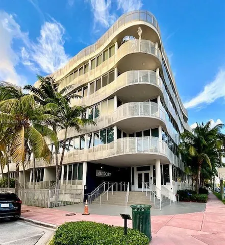 $3,300 | 2100 Park Avenue, Unit 104, Miami Beach, FL 33139