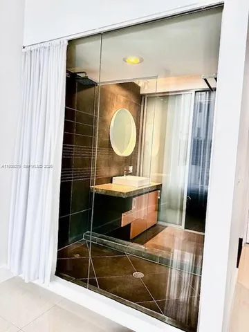 $3,300 | 2100 Park Avenue, Unit 104, Miami Beach, FL 33139