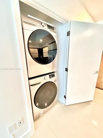 $3,300 | 2100 Park Avenue, Unit 104, Miami Beach, FL 33139