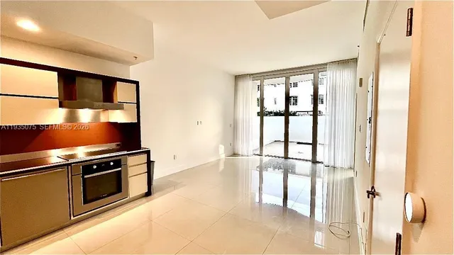 $3,300 | 2100 Park Avenue, Unit 104, Miami Beach, FL 33139