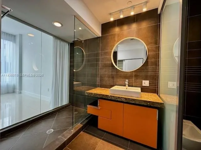 $3,300 | 2100 Park Avenue, Unit 104, Miami Beach, FL 33139