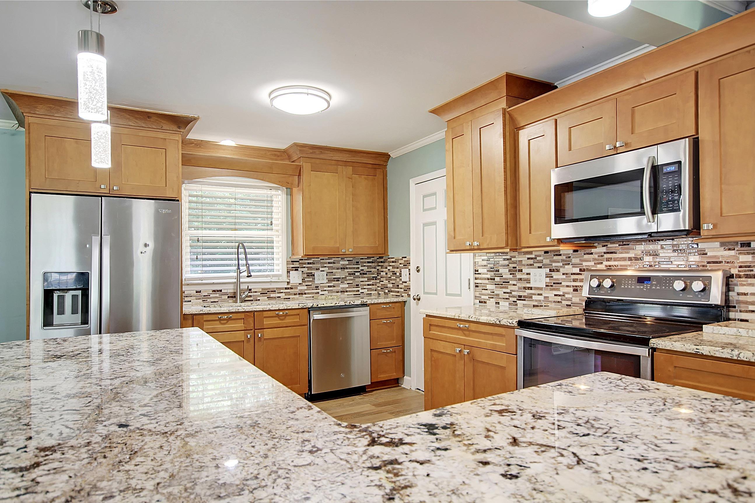 109 Rebellion Road Summerville, SC 29483 - Photo 8 of 24 Kitchen