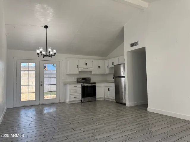 $1,195 | 13221 North 21st Place, Unit 7, Phoenix, AZ 85022