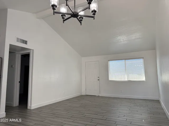$1,195 | 13221 North 21st Place, Unit 7, Phoenix, AZ 85022