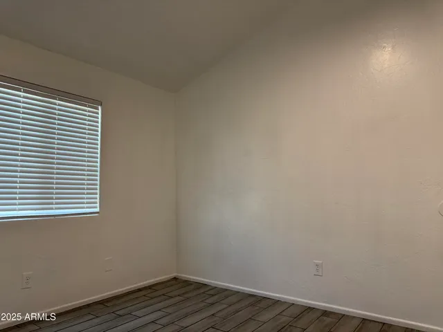 $1,195 | 13221 North 21st Place, Unit 7, Phoenix, AZ 85022