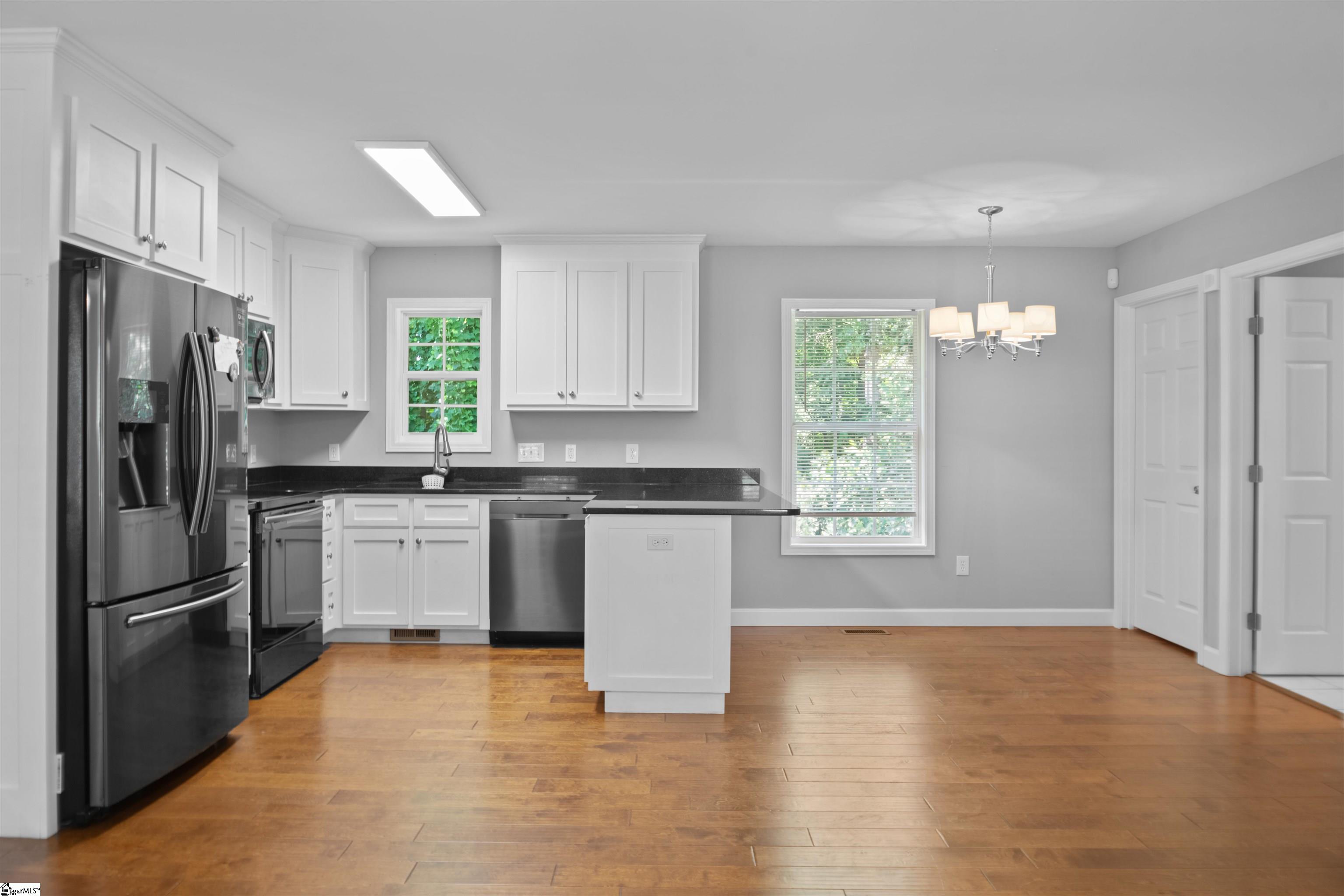 119 Nicholas Court Easley, SC 29640 - Photo 6 of 26