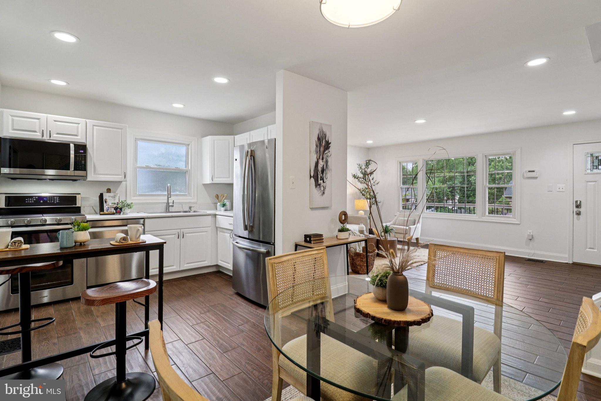 6507 Haystack Road Alexandria, VA 22310 - Photo 15 of 52 Dining Room