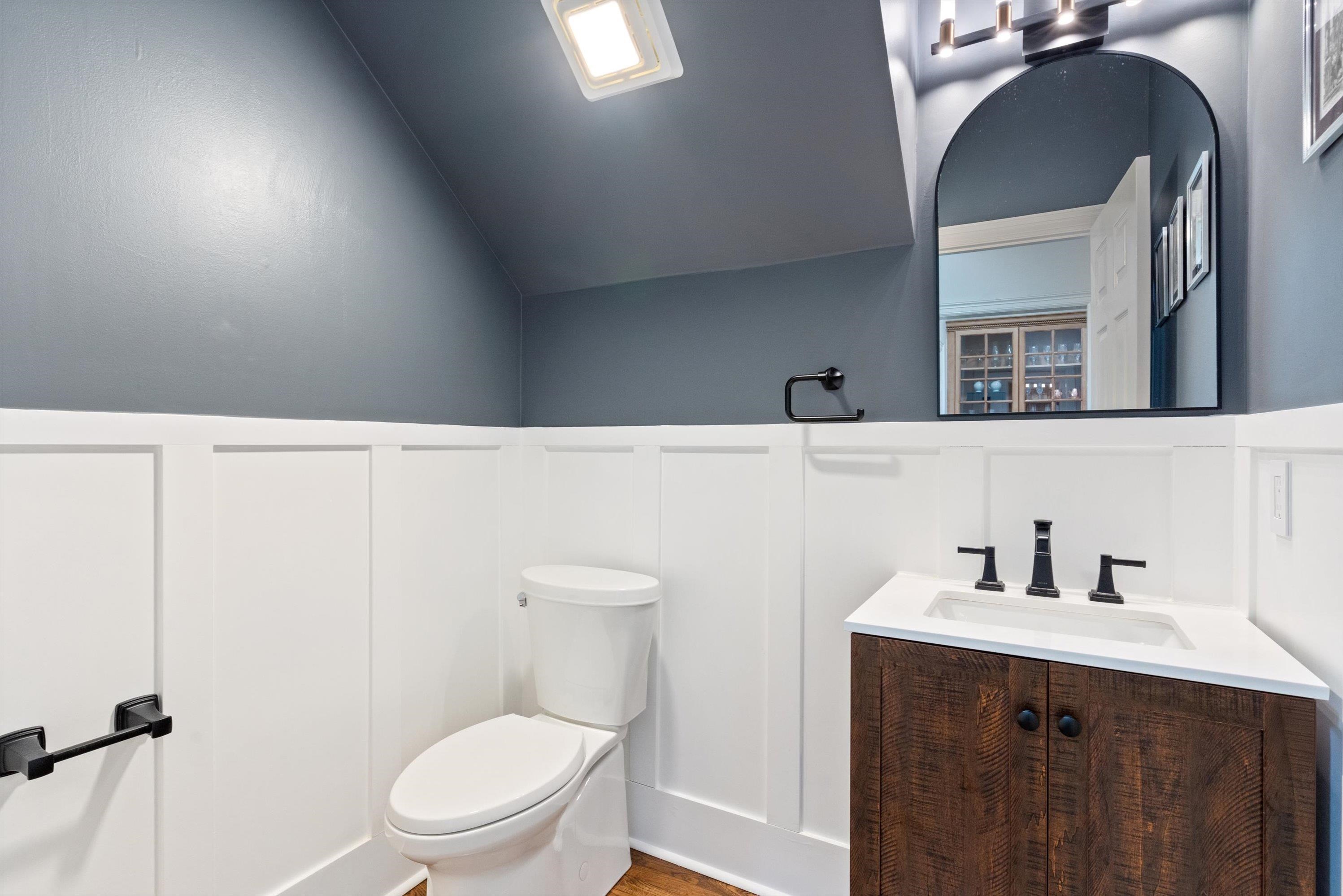 9335 Gresham Cove Germantown, TN 38139 - Photo 29 of 40 Half bath downstairs