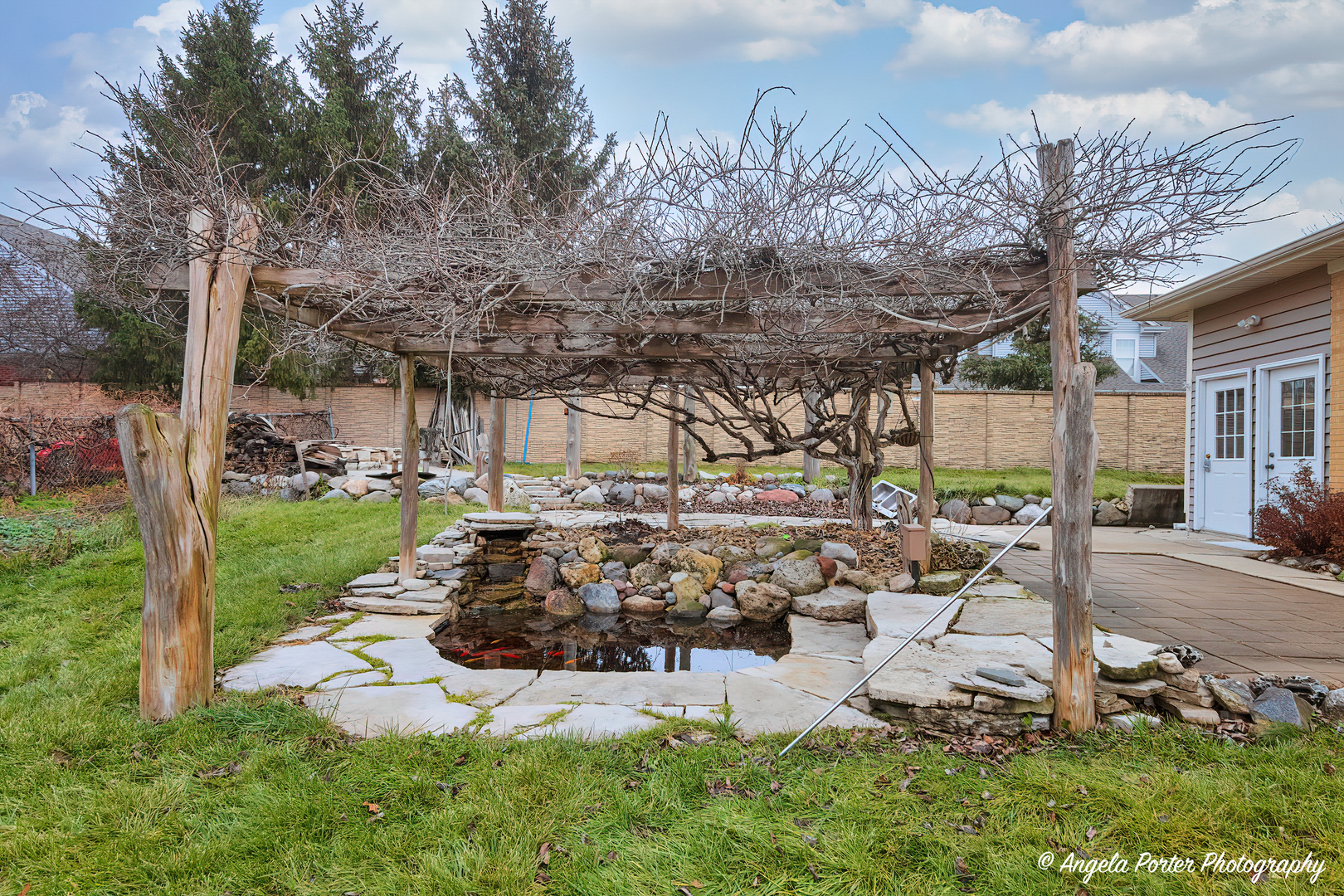 40 Pine Tree Row Lake Zurich, IL 60047 - Photo 25 of 31 a view of a park with large trees