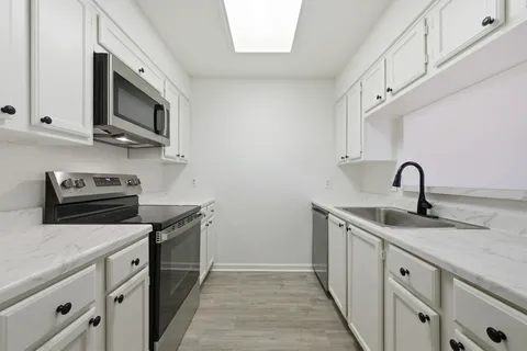 $325,000 | 4409 Duval Street, Unit 305, Austin, TX 78751