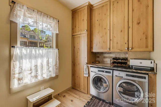 a view of washer and dryer