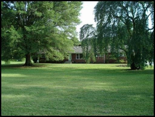 902 Riverbend Road Clinton, TN 37716 - Photo 1 of 1 Primary Photo