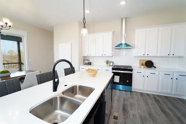 $455,342 | 610 West Tuscany Drive, Andover, KS 67002