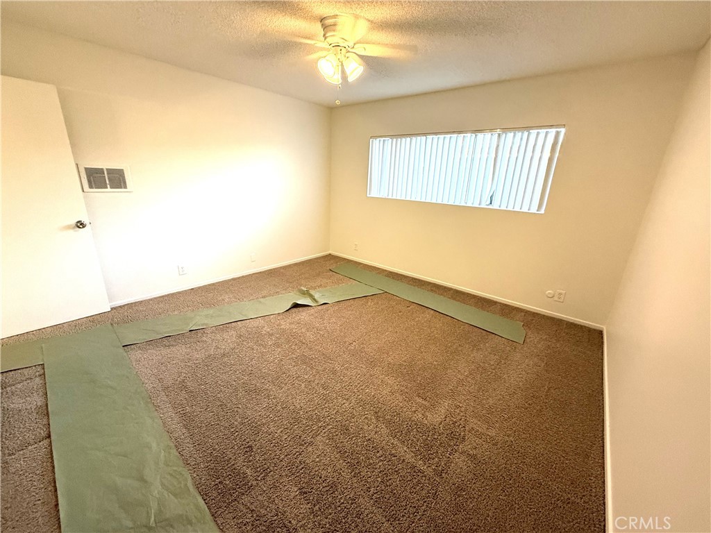 4015 137th Street, Unit 220 Hawthorne, CA 90250 - Photo 15 of 20 a view of empty room with window