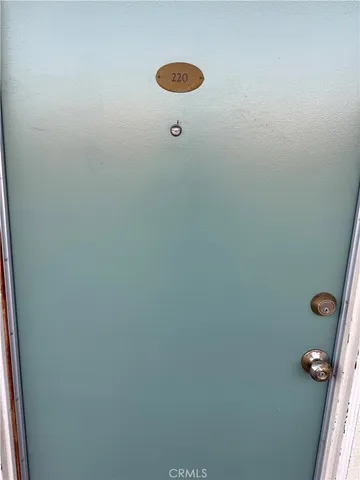 $1,795 | 4015 137th Street, Unit 220, Hawthorne, CA 90250