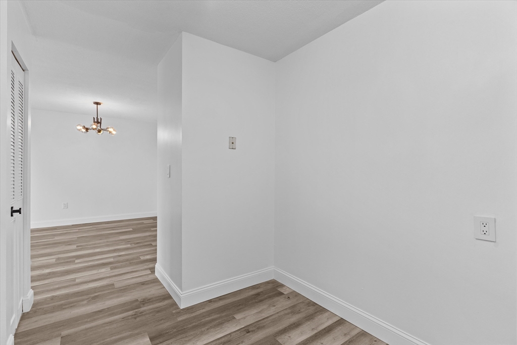 3 Summit Drive, Unit 16 Reading, MA 01867 - Photo 5 of 30
