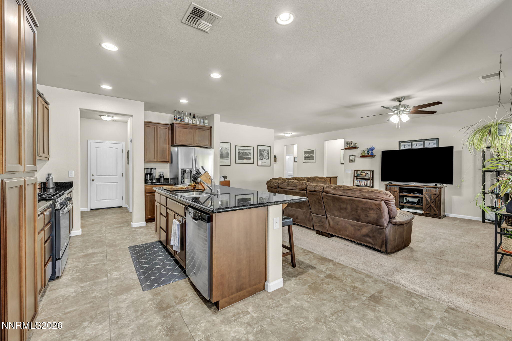 17935 Cedar Mountain Court Reno, NV 89508 - Photo 10 of 47 45-web-or-mls-17935-cedar-mountain-ct