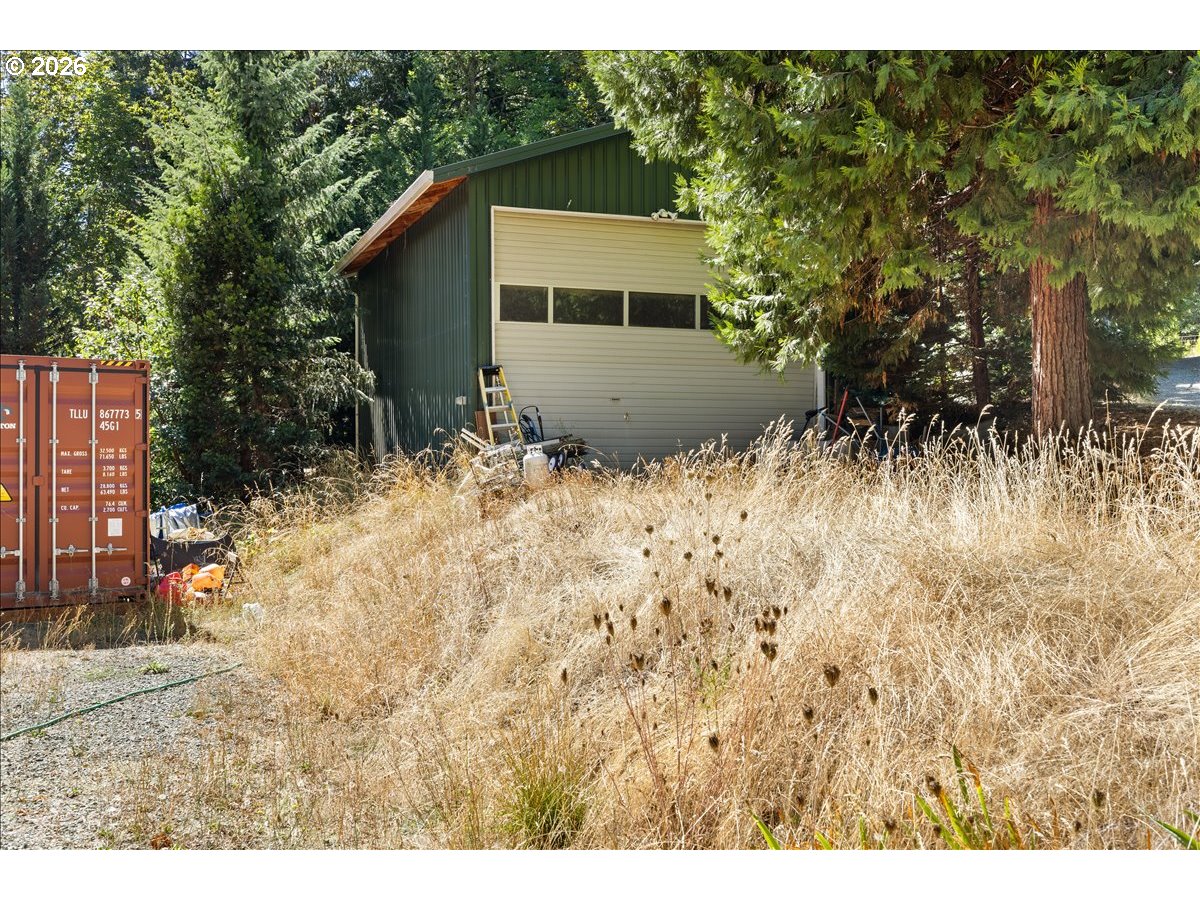 3604 Azalea-Glen Road Glendale, OR 97442 - Photo 12 of 23