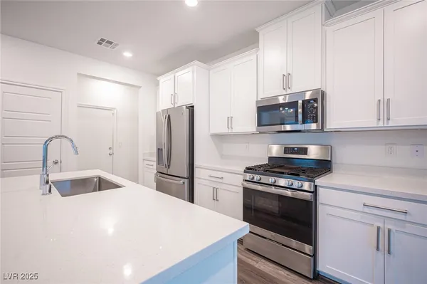 $735,000 | 3912 Grazing Gazelle Avenue, North Las Vegas, NV 89084