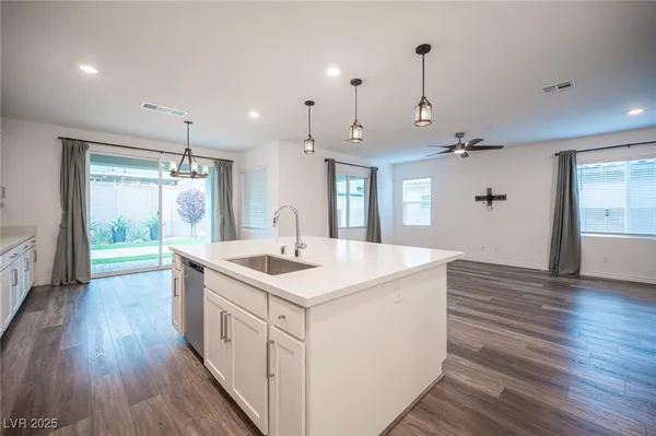 $735,000 | 3912 Grazing Gazelle Avenue, North Las Vegas, NV 89084