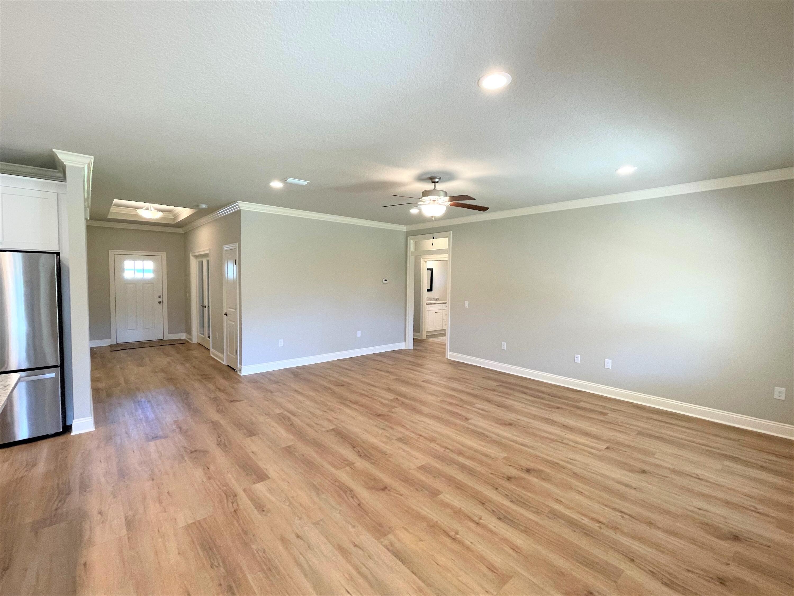 2192 Ranch Drive Navarre, FL 32566 - Photo 4 of 27 Gallery Image 4