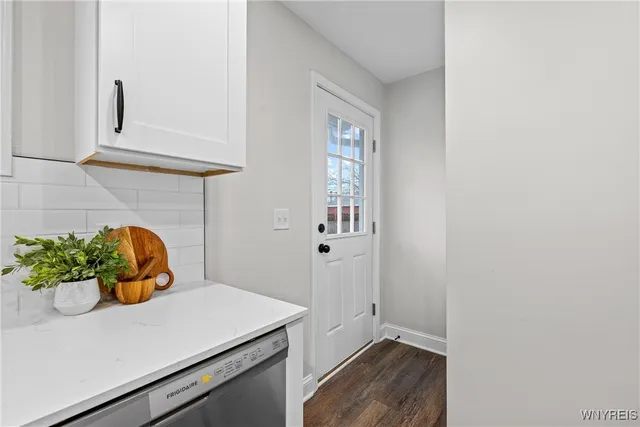 $224,900 | 185 Parkedge Avenue, Tonawanda, NY 14150