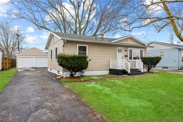 $224,900 | 185 Parkedge Avenue, Tonawanda, NY 14150