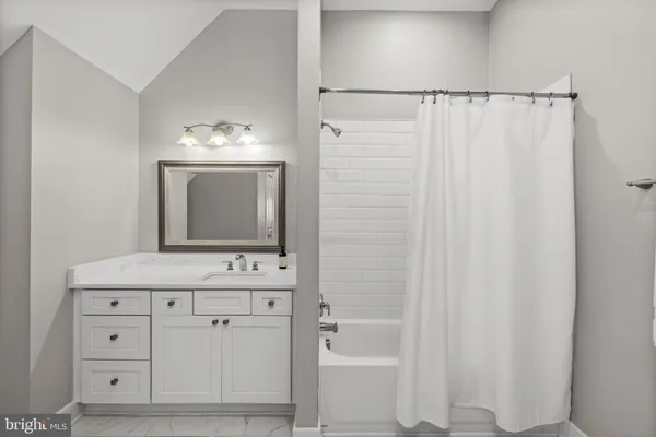 $2,445,000 | 6616 Summerview Court, Orange, VA 22960