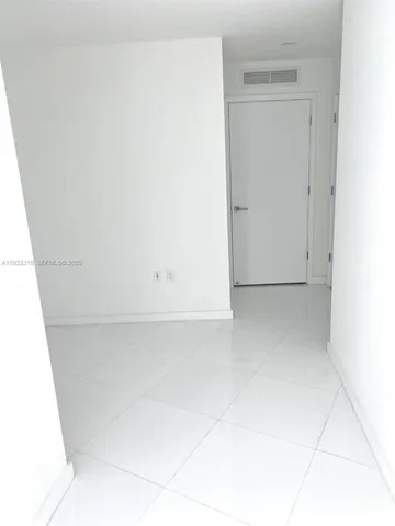 $4,800 | 851 Northeast 1st Avenue, Unit 2602, Miami, FL 33132