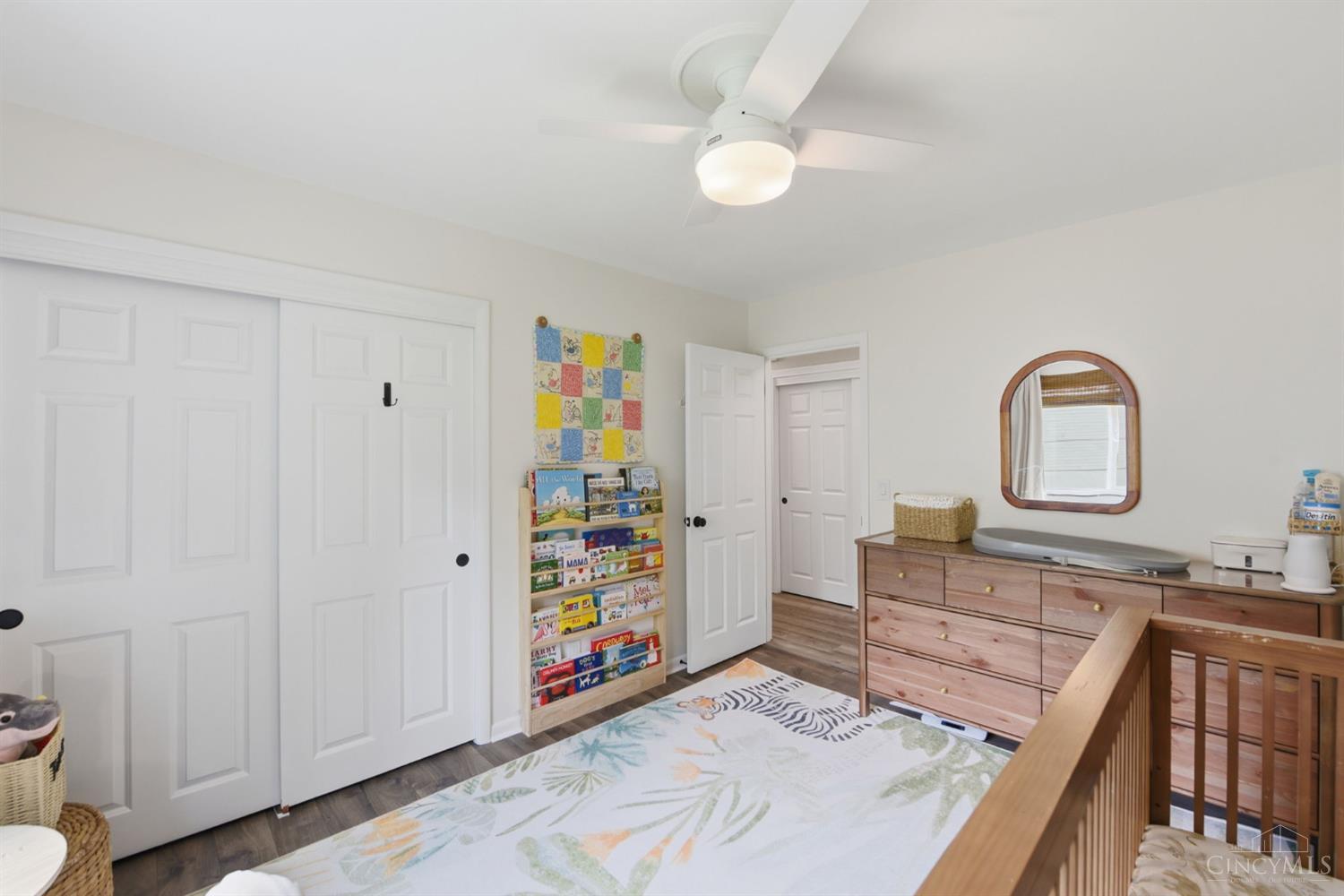 345 Fleming Road Wyoming, OH 45215 - Photo 17 of 34
