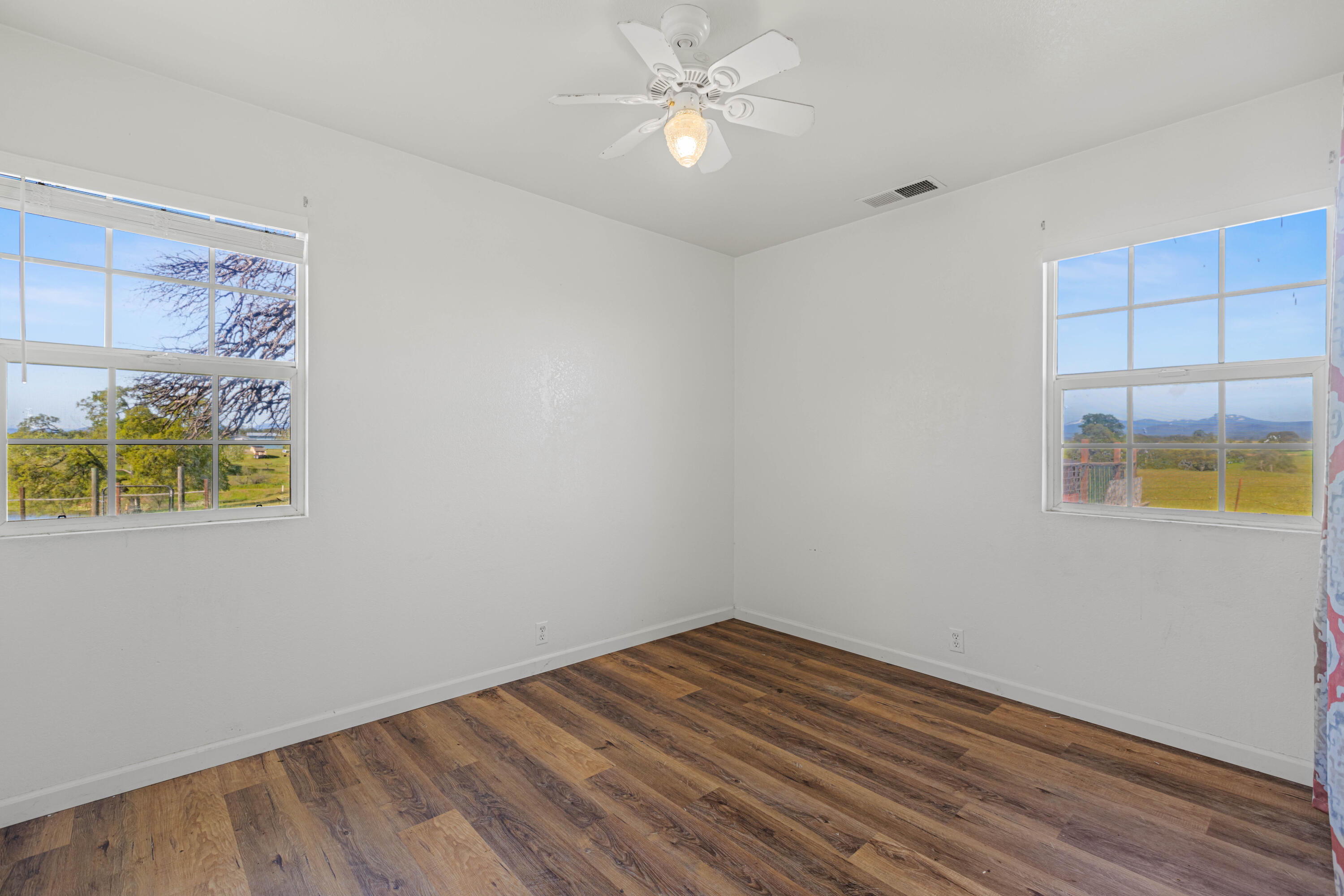 7457 Sprig Way Anderson, CA 96007 - Photo 19 of 50 Bedroom 2