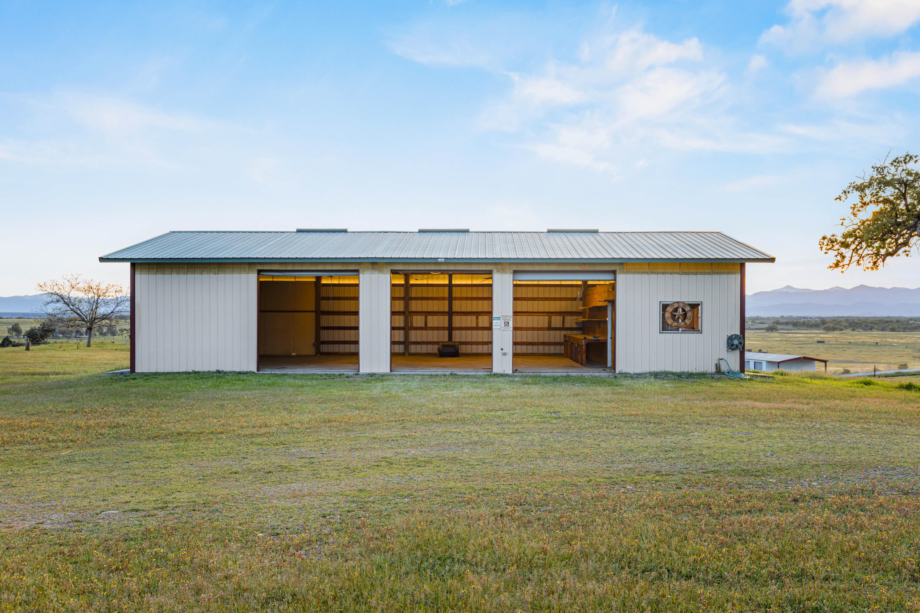 7457 Sprig Way Anderson, CA 96007 - Photo 7 of 50 Large Shop