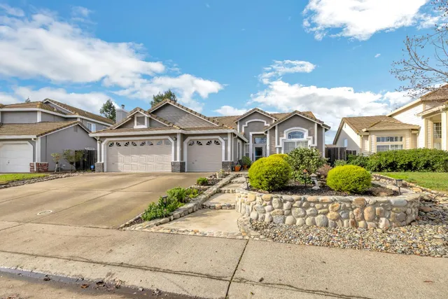$690,000 | 1289 Canevari Drive, Roseville, CA 95747