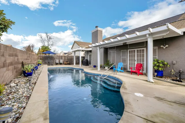 $690,000 | 1289 Canevari Drive, Roseville, CA 95747