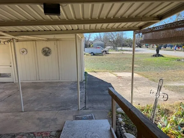 $85,000 | 407 West Chase Street, Brady, TX 76825