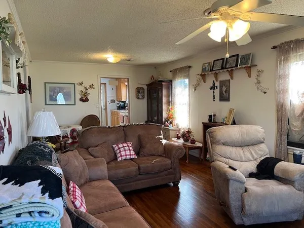 $85,000 | 407 West Chase Street, Brady, TX 76825