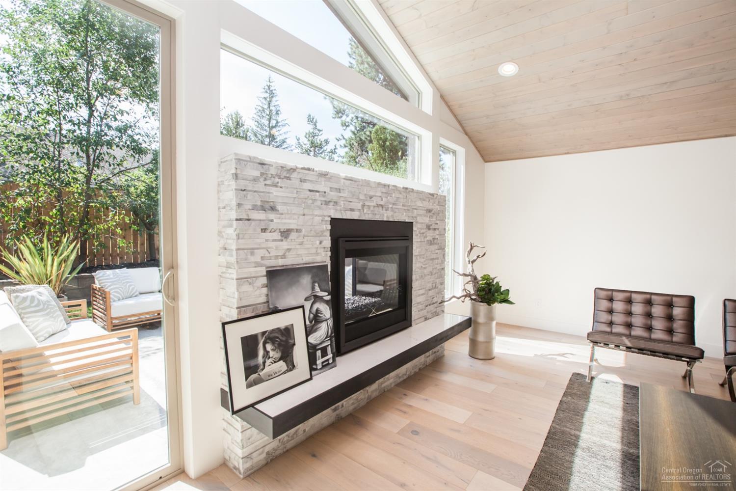 25 Northwest Gordon Road Bend, OR 97703 - Photo 5 of 25 Additional Photo