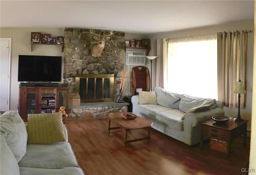 2386 Seipstown Road Fogelsville, PA 18051 - Photo 3 of 15 Gallery Image 3