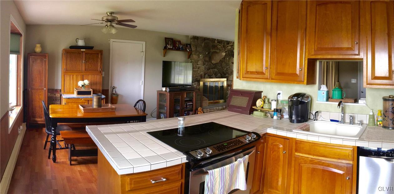2386 Seipstown Road Fogelsville, PA 18051 - Photo 6 of 15 Gallery Image 6
