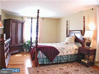 8 Grant Lane Wayne, PA 19087 - Photo 6 of 12 Bedroom - Main