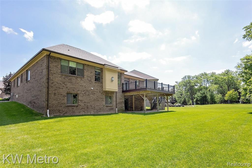 3795 Somerset Circle Rochester Hills, MI 48309 - Photo 38 of 43