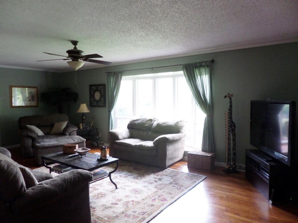 122 Cumberland View Drive Oak Ridge, TN 37830 - Photo 11 of 34 SAM_6870