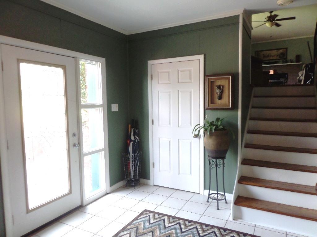 122 Cumberland View Drive Oak Ridge, TN 37830 - Photo 3 of 34 SAM_6542