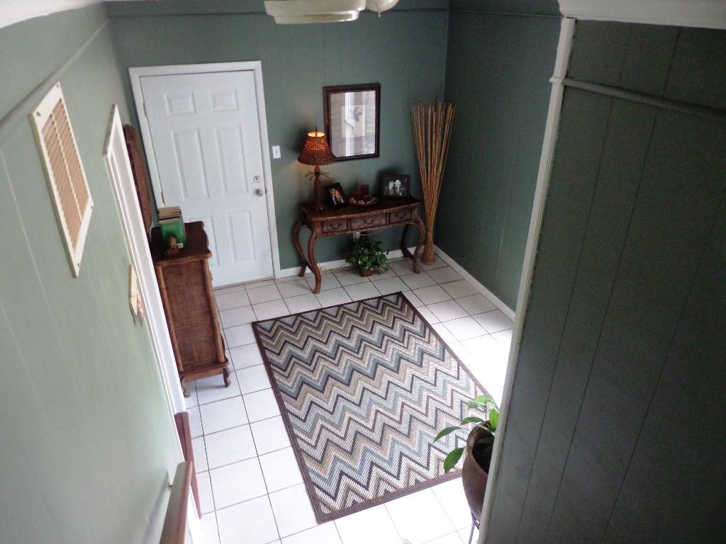 122 Cumberland View Drive Oak Ridge, TN 37830 - Photo 4 of 34 SAM_6883