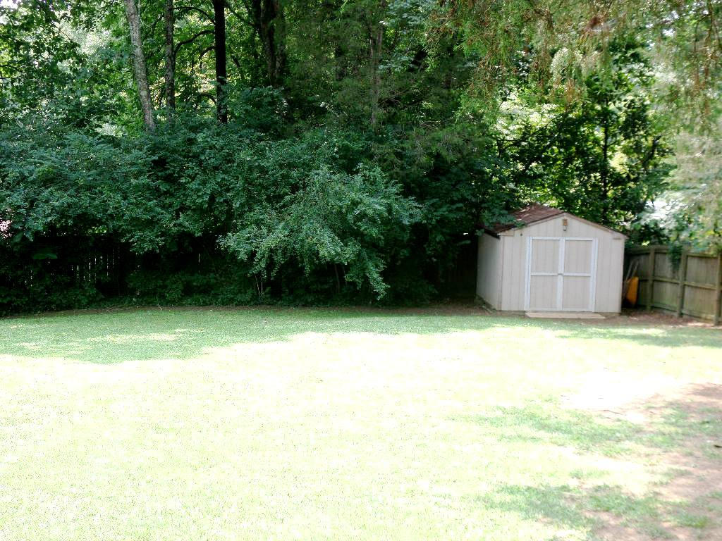122 Cumberland View Drive Oak Ridge, TN 37830 - Photo 32 of 34 Back Yard