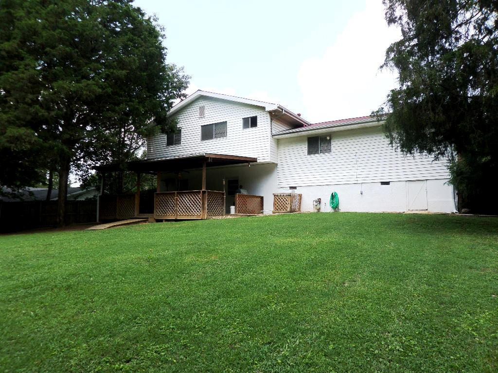 122 Cumberland View Drive Oak Ridge, TN 37830 - Photo 33 of 34 Back of House